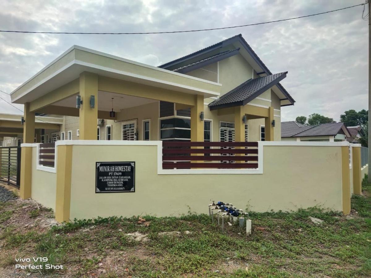 Munirah Homestay Dungun Exterior photo